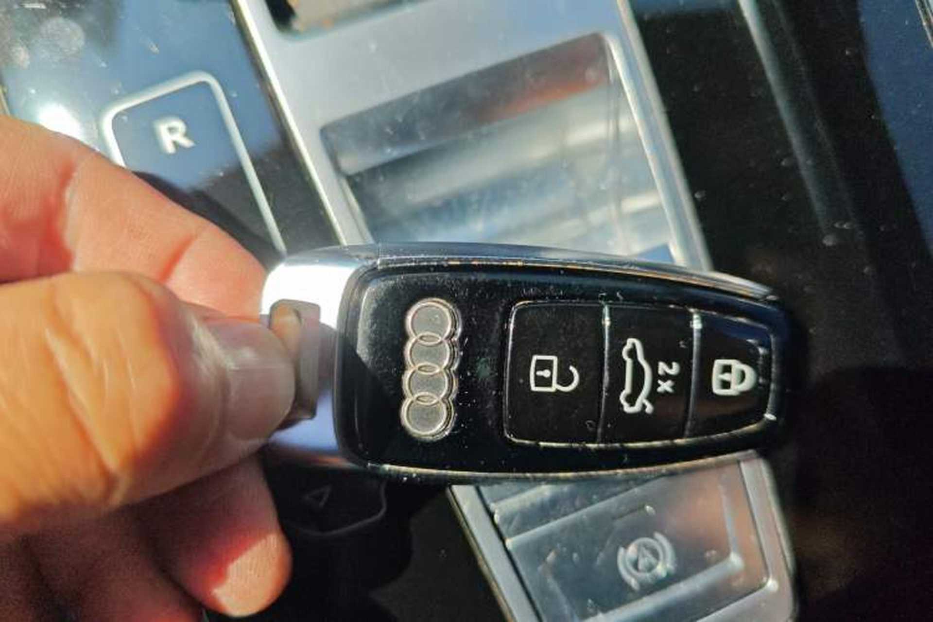 Used Audi Q8 2019 55 TFSI Prestige Dynamic Edition Vehicle Key
