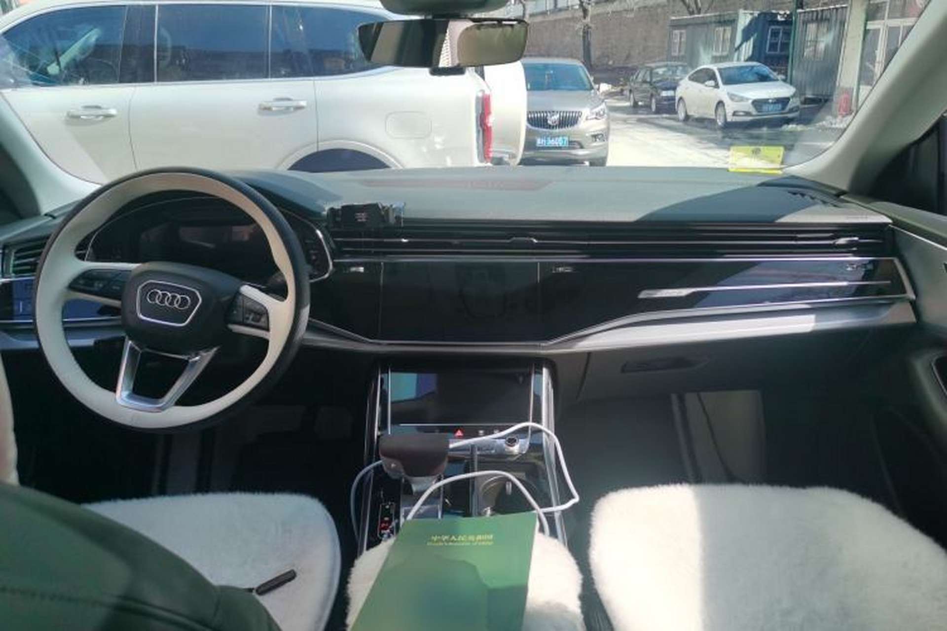 Used Audi Q8 2019 45 TFSI Luxury Prestige Edition Center Console