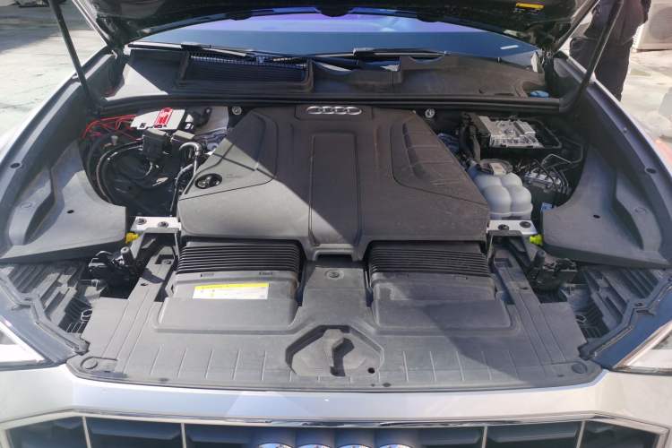 Used Audi Q8 2019 45 TFSI Luxury Prestige Edition Engine Bay
