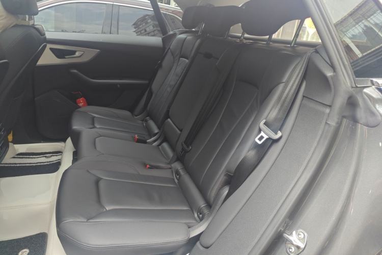 Used Audi Q8 2019 45 TFSI Luxury Prestige Edition Left Rear Seat