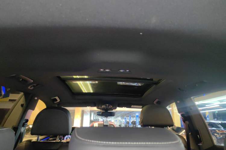 Used Audi Q8 2019 55 TFSI Prestige Dynamic Edition Headliner