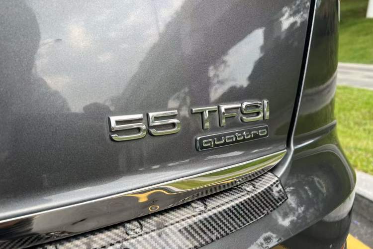 Used Audi Q8 2019 55 TFSI Ultimate Limited Edition Interior 1