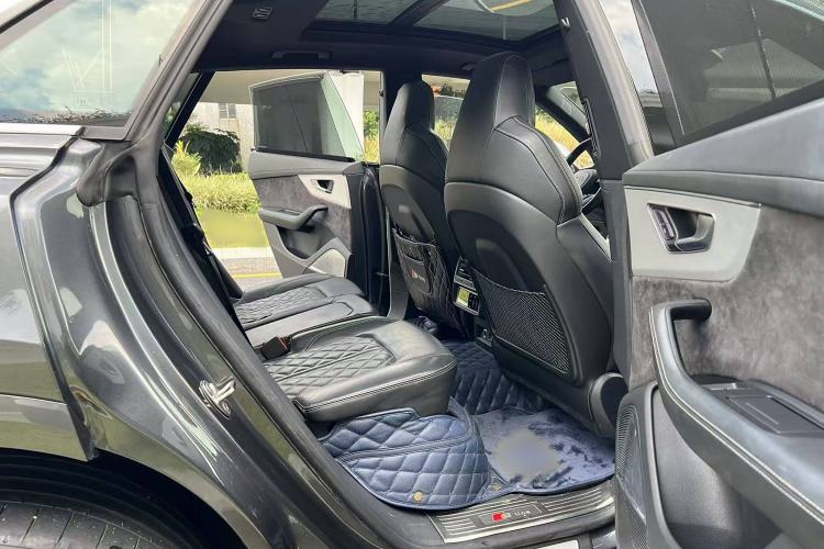 Used Audi Q8 2019 55 TFSI Ultimate Limited Edition Interior 10