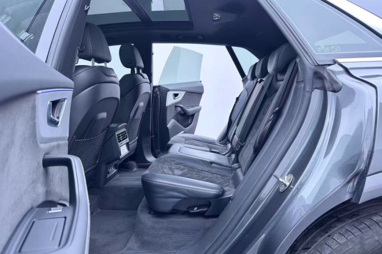 Used Audi Q8 2019 55 TFSI Prestige Dynamic Edition Interior 14