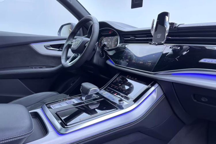 Used Audi Q8 2019 55 TFSI Prestige Dynamic Edition Interior 15