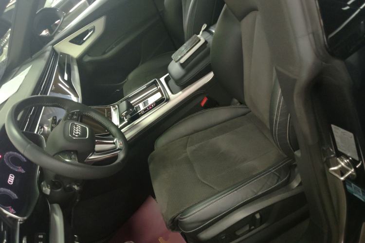 Used Audi Q8 2019 55 TFSI Prestige Dynamic Edition Left Front Seat