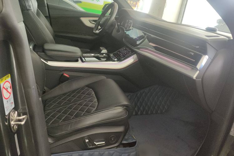 Used Audi Q8 2019 55 TFSI Ultimate Limited Edition Right Front Seat