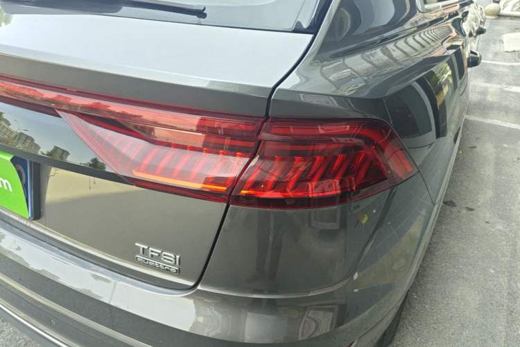 Used Audi Q8 2019 45 TFSI Luxury Prestige Edition Right Rear Taillight