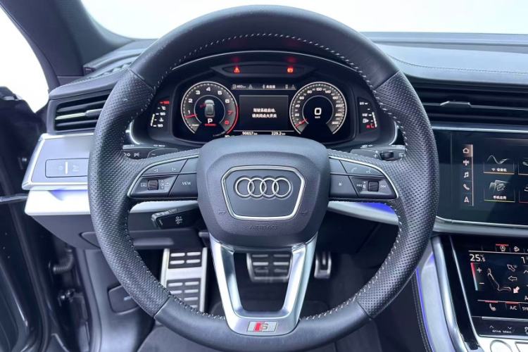 Used Audi Q8 2019 55 TFSI Prestige Dynamic Edition Steering Wheel