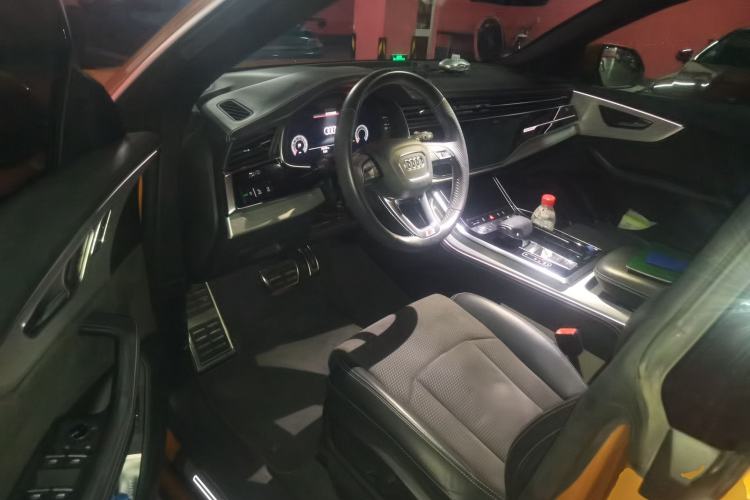 Used Audi Q8 2019 55 TFSI Prestige Dynamic Edition Driver Seat