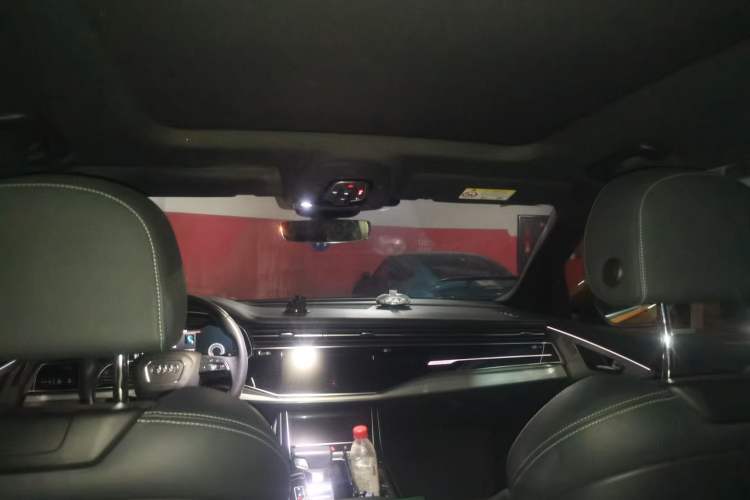 Used Audi Q8 2019 55 TFSI Prestige Dynamic Edition Headliner