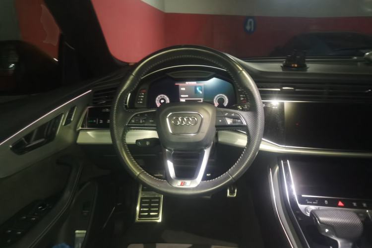 Used Audi Q8 2019 55 TFSI Prestige Dynamic Edition Steering Wheel