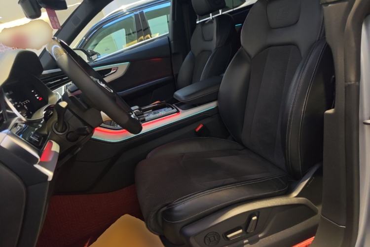 Used Audi Q8 2019 55 TFSI Prestige Dynamic Edition Left Front Seat