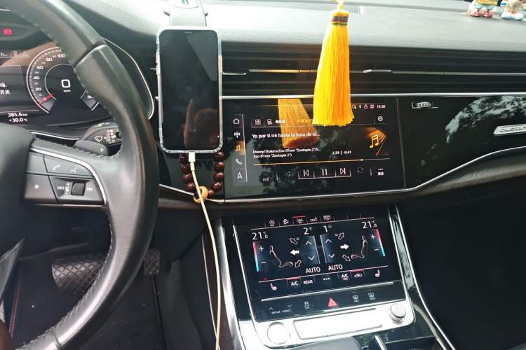 Used Audi Q8 2019 45 TFSI Prestige Dynamic Edition Audio And AC Panel