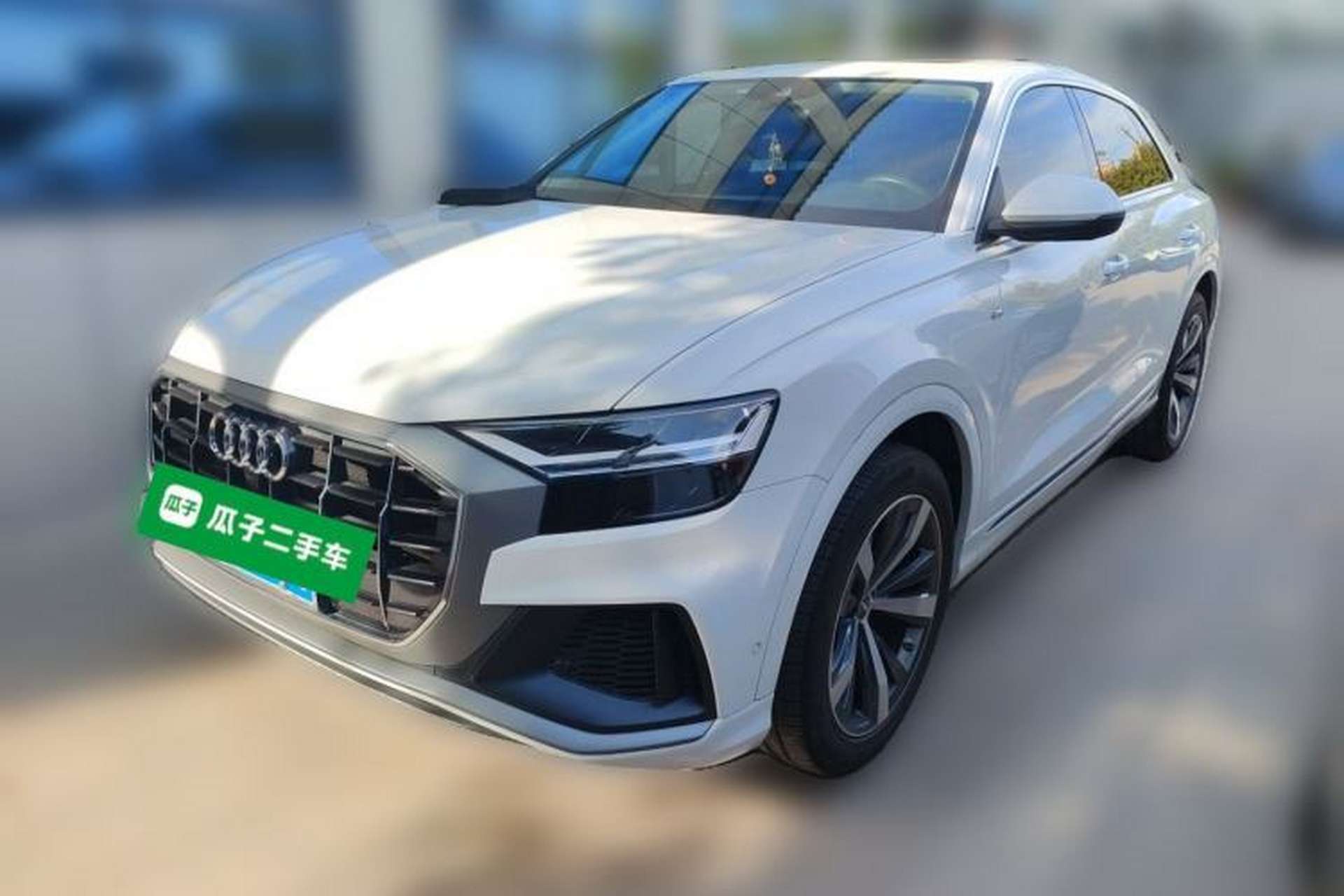 Used Audi Q8 2019 55 TFSI Luxury Dynamic Model Front Left 45 Deg