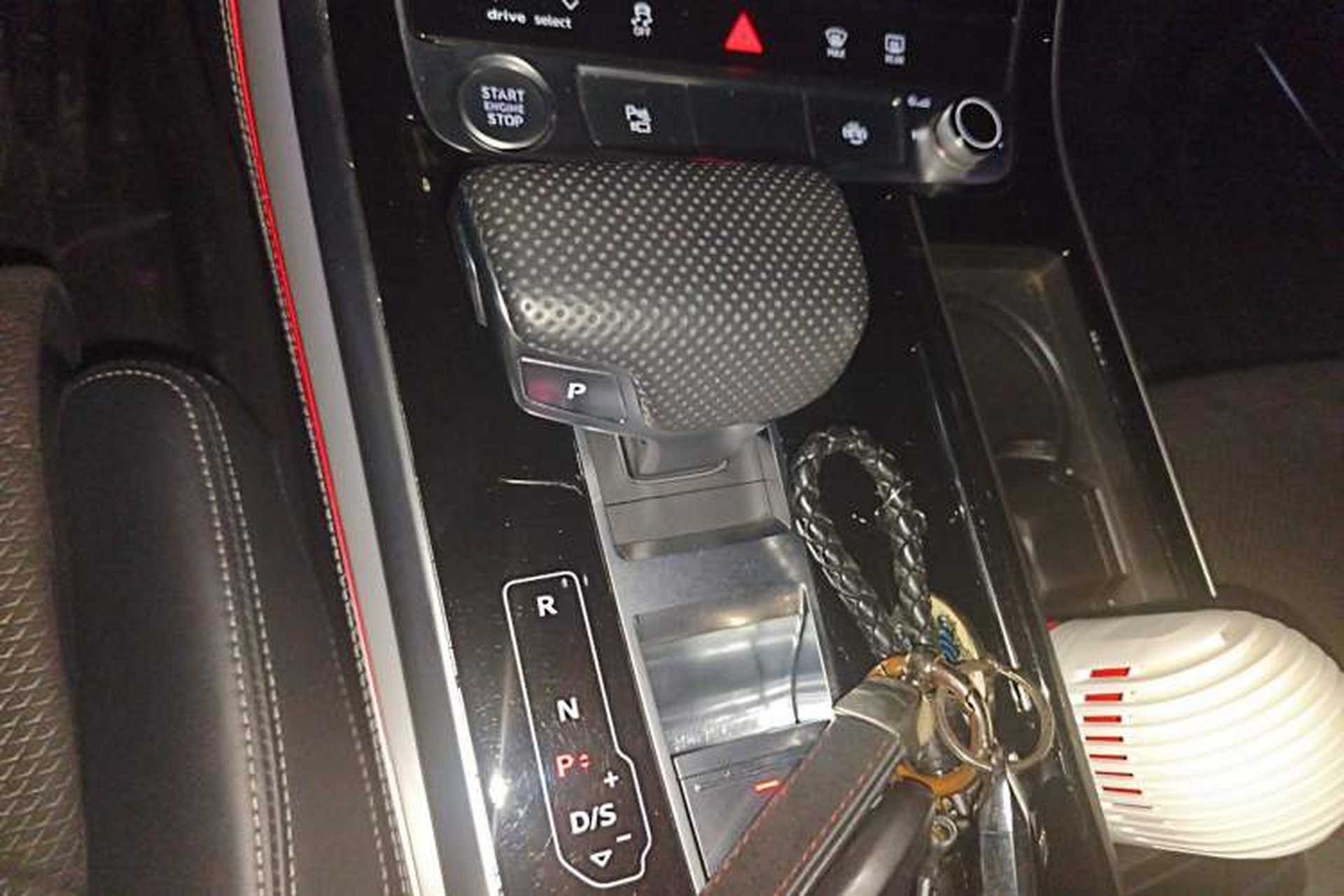 Used Audi Q8 2019 55 TFSI Prestige Dynamic Edition Gear Lever