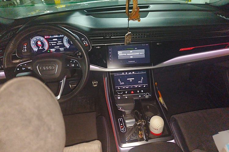 Used Audi Q8 2019 55 TFSI Prestige Dynamic Edition Interior 2