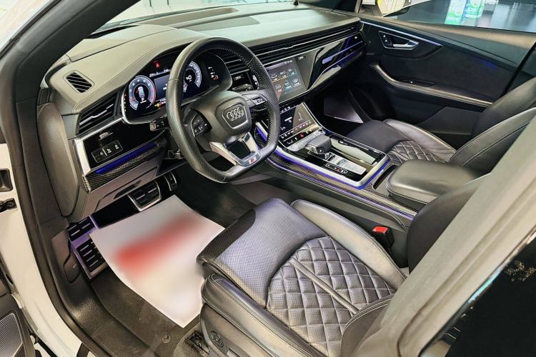 Used Audi Q8 2019 55 TFSI Ultimate Limited Edition Interior 3