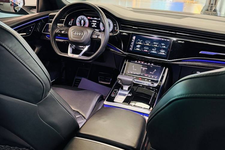 Used Audi Q8 2019 55 TFSI Ultimate Limited Edition Interior 9