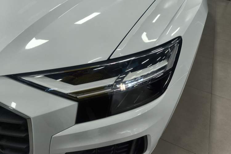 Used Audi Q8 2019 45 TFSI Luxury Prestige Edition Left Front Headlight