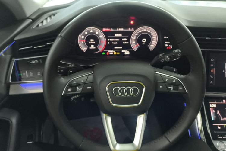 Used Audi Q8 2019 45 TFSI Luxury Prestige Edition Steering Wheel