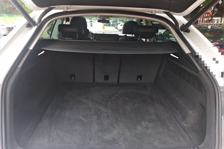 Used Audi Q8 2019 45 TFSI Prestige Dynamic Edition Trunk