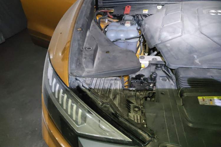Used Audi Q8 2019 55 TFSI Prestige Dynamic Edition Engine Bay Right