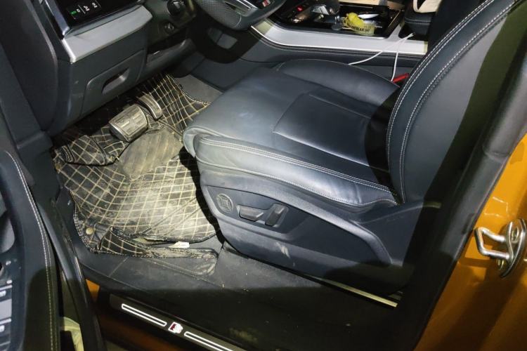 Used Audi Q8 2019 55 TFSI Prestige Dynamic Edition Left Front Seat