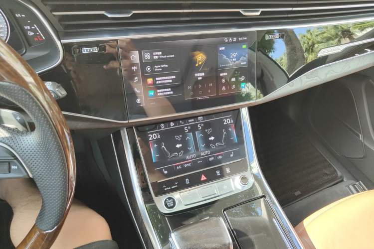 Used Audi Q8 2021 55 TFSI Luxury Dynamic Edition Audio And AC Panel