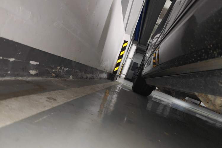Used Audi Q8 2021 55 TFSI Luxury Dynamic Edition Chassis Rear Left