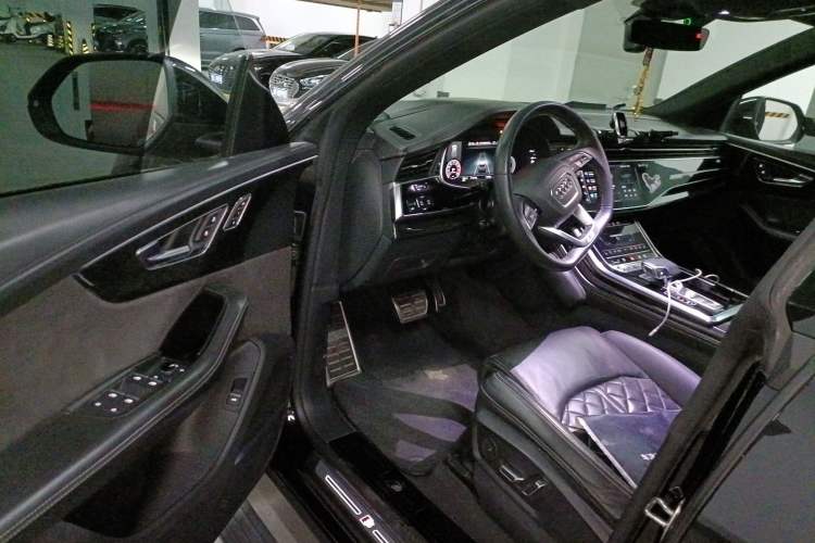 Used Audi Q8 2021 55 TFSI Prestige Dynamic Edition Driver Seat