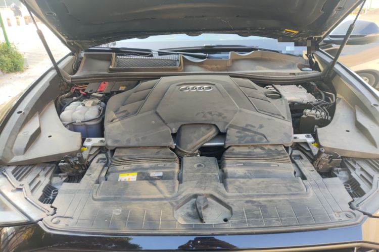 Used Audi Q8 2021 55 TFSI Luxury Dynamic Edition Engine Bay