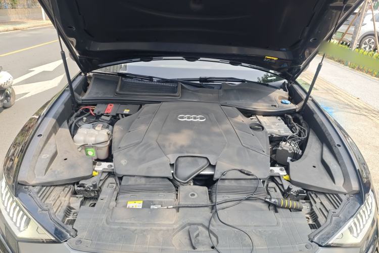Used Audi Q8 2021 55 TFSI Prestige Dynamic Edition Engine Bay