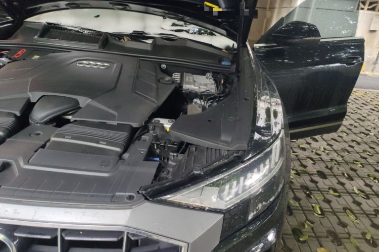 Used Audi Q8 2021 55 TFSI Prestige Dynamic Edition Engine Bay Left