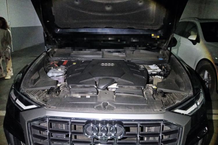 Used Audi Q8 2021 55 TFSI Luxury Dynamic Edition Engine Bay