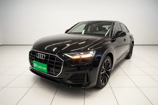 Ojetý Audi Q8 2021 45 TFSI Luxury Prestige Edition