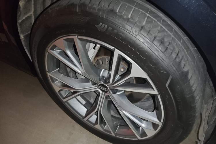 Used Audi Q8 2021 55 TFSI Luxury Dynamic Edition Exterior 7