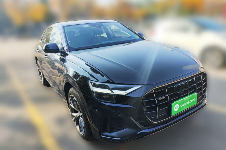 Used Audi Q8 2021 55 TFSI Luxury Dynamic Edition Front Right 45 Deg