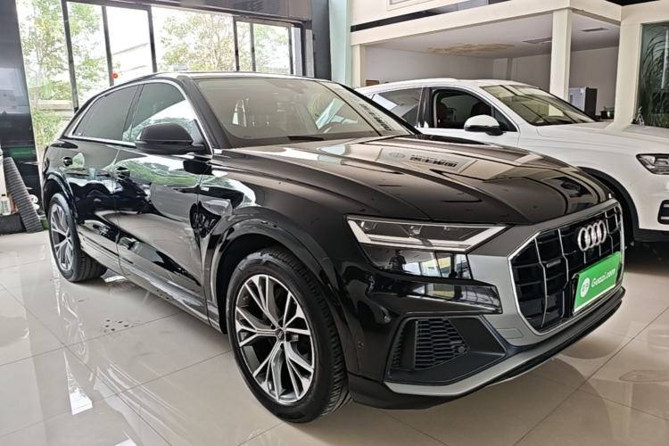 Used Audi Q8 2021 55 TFSI Luxury Dynamic Edition Front Right 45 Deg