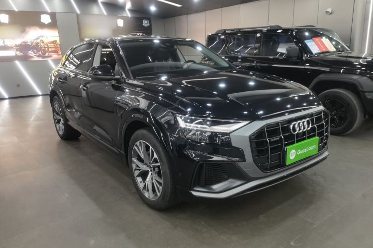 Used Audi Q8 2021 55 TFSI Luxury Dynamic Edition Front Right 45 Deg