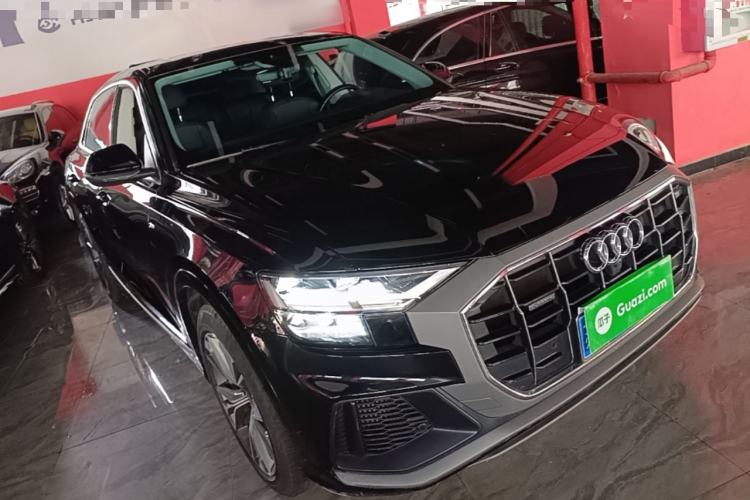 Used Audi Q8 2021 55 TFSI Luxury Dynamic Edition Front Right 45 Deg