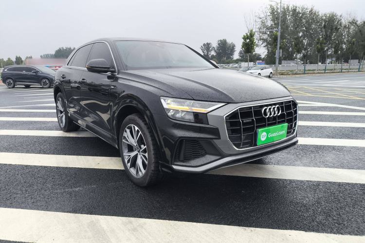 Used Audi Q8 2021 55 TFSI Luxury Dynamic Edition Front Right 45 Deg