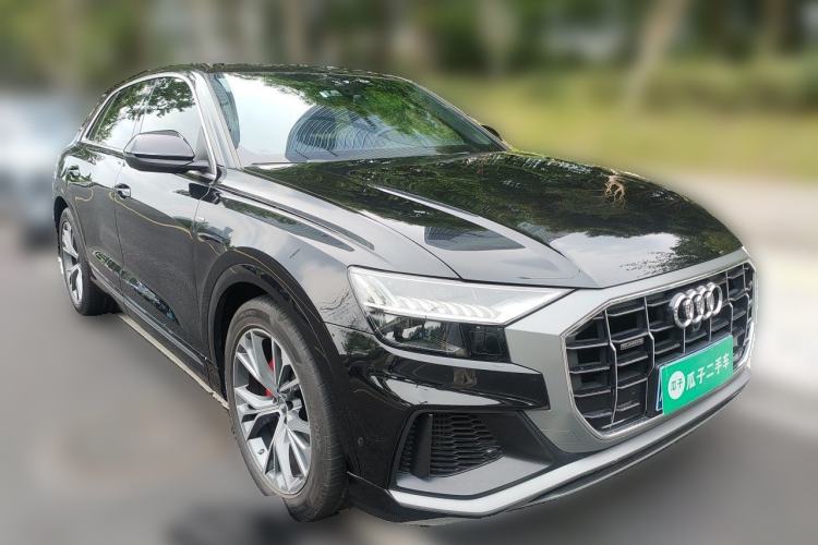 Used Audi Q8 2021 55 TFSI Prestige Dynamic Edition Front Right 45 Deg