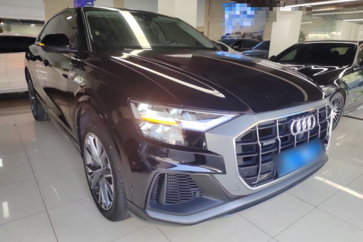 Used Audi Q8 2021 55 TFSI Luxury Dynamic Edition Front Right 45 Deg