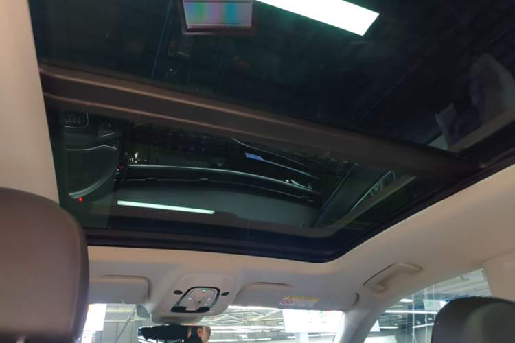 Used Audi Q8 2021 55 TFSI Luxury Dynamic Edition Headliner