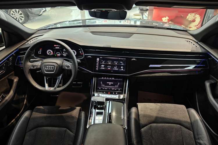 Used Audi Q8 2021 55 TFSI Prestige Dynamic Edition Interior 1