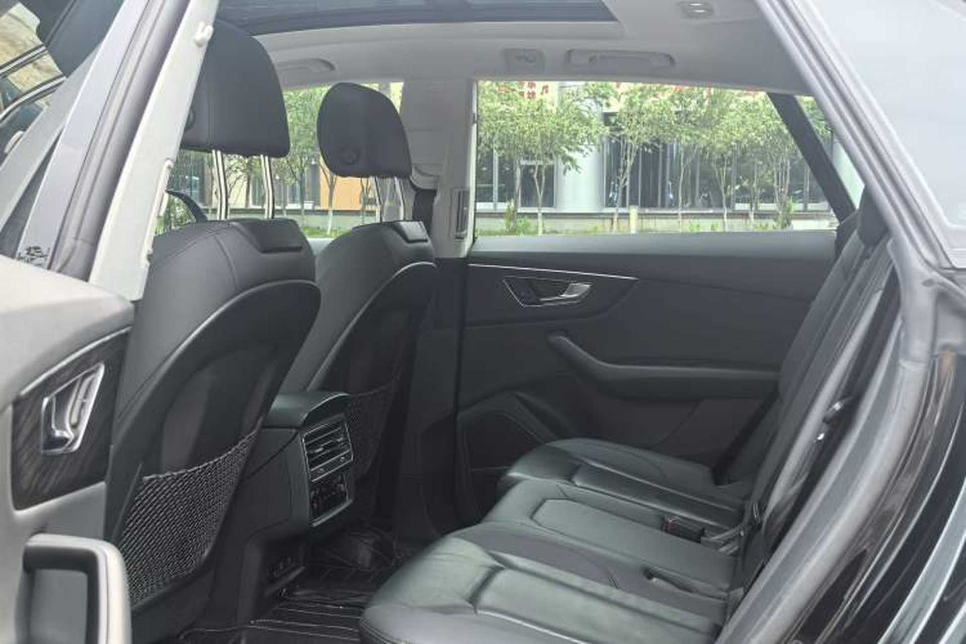 Used Audi Q8 2021 55 TFSI Luxury Dynamic Edition Interior 2