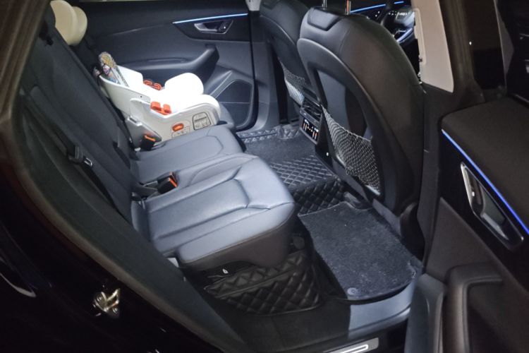 Used Audi Q8 2021 55 TFSI Luxury Dynamic Edition Interior 4