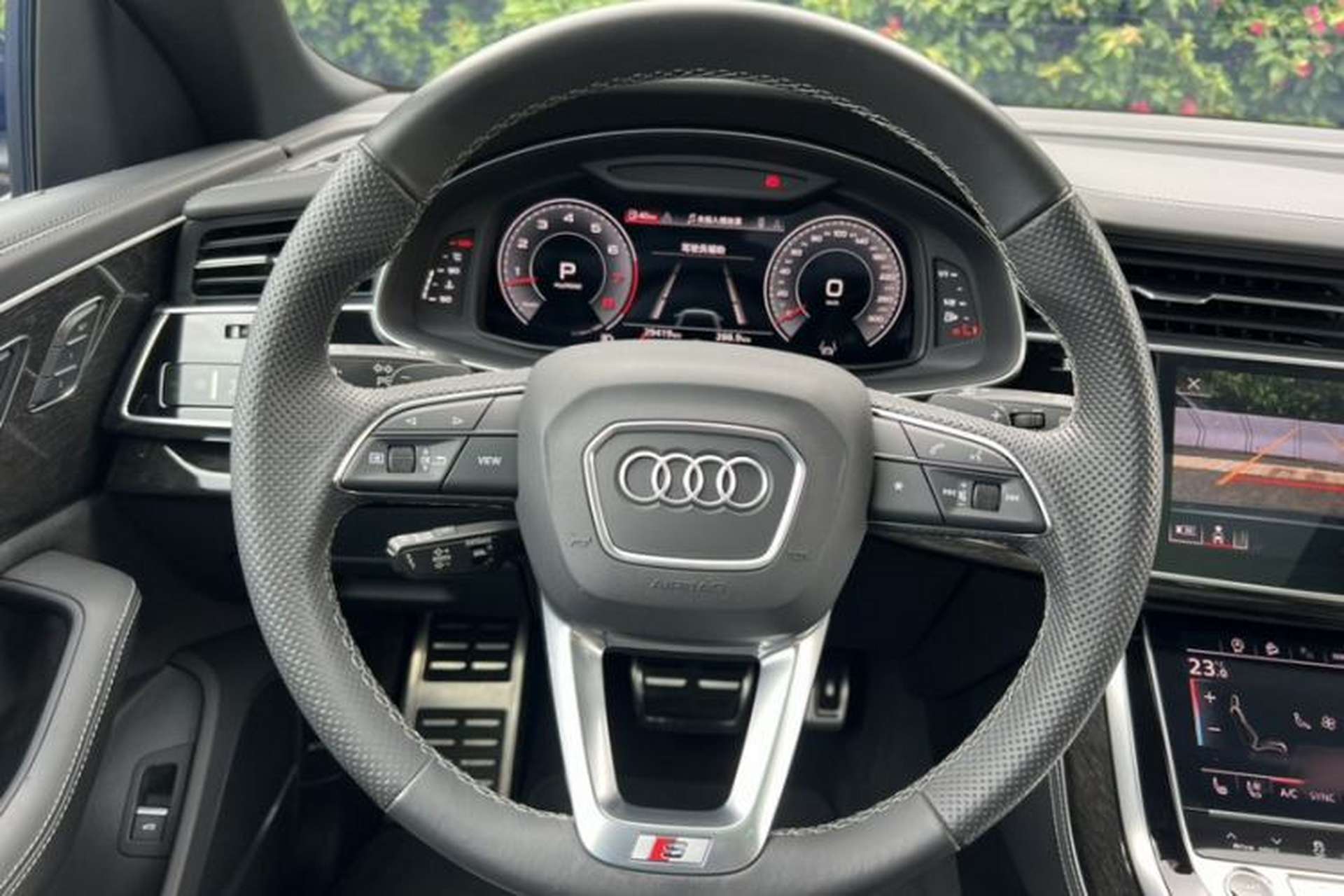 Used Audi Q8 2021 55 TFSI Prestige Dynamic Edition Interior 7
