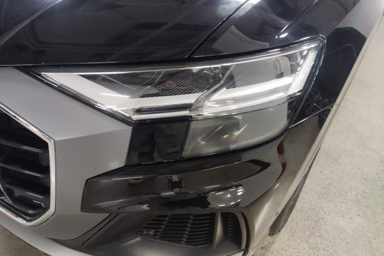 Used Audi Q8 2021 55 TFSI Luxury Dynamic Edition Left Front Headlight